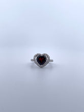 Load image into Gallery viewer, Garnett Heart Ring
