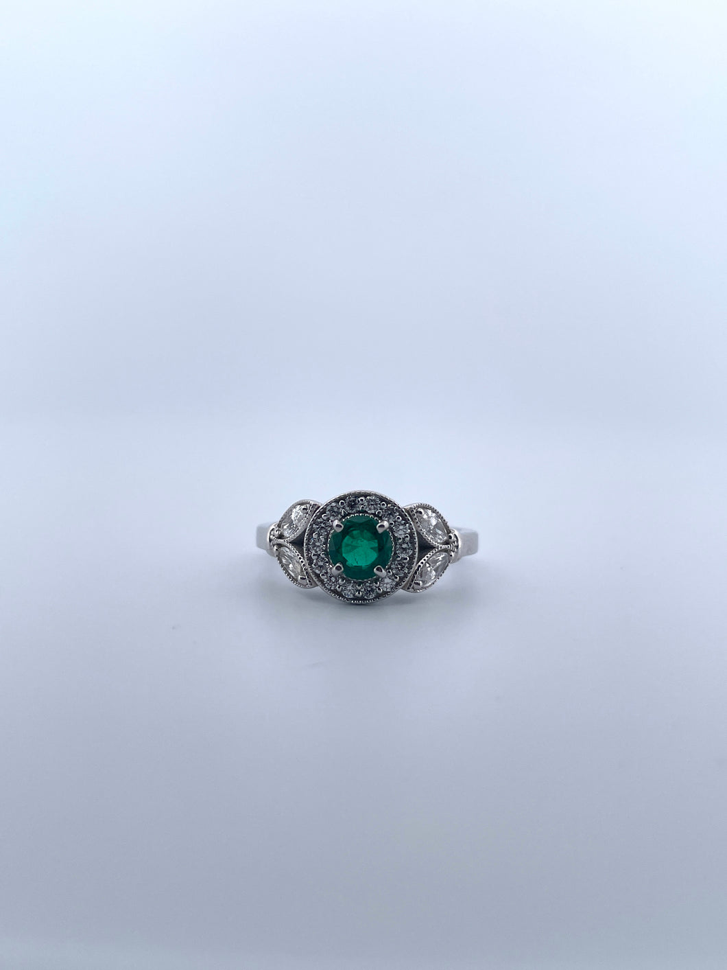 Emerald Fancy Ring