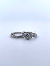 Load image into Gallery viewer, CZ Gold wedding Set
