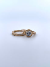 Load image into Gallery viewer, CZ Gold wedding Set
